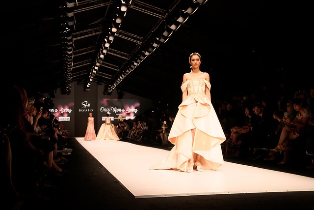 Liniendiagramm Stromverbrauch monatliche Entwicklung Trend